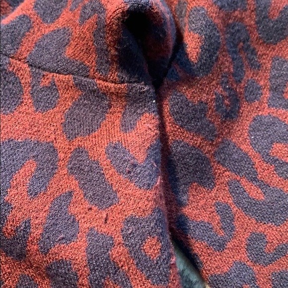 LOFT - Burgundy Leopard Sweater - Picture 9 of 12
